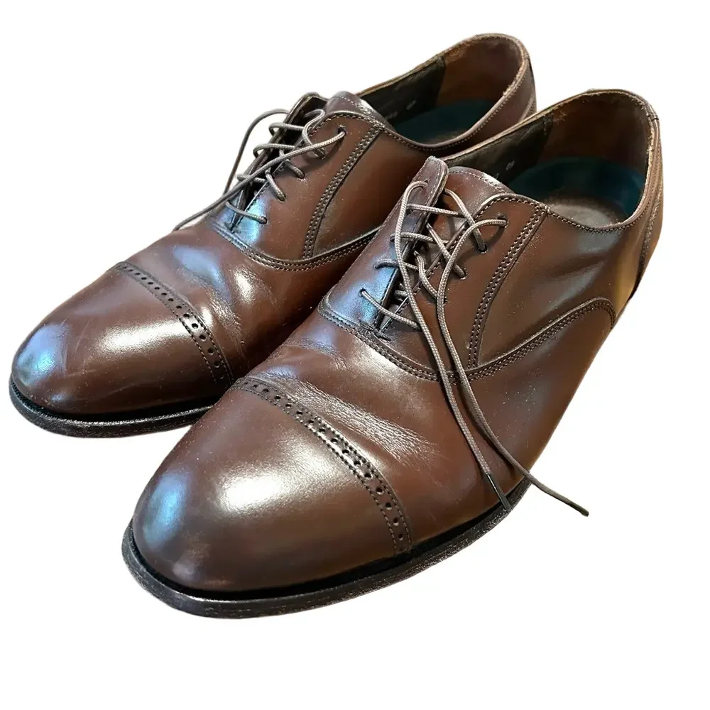 Men’s Florsheim brown dress shoes